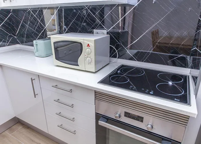 A50 - Castelos In Портиман