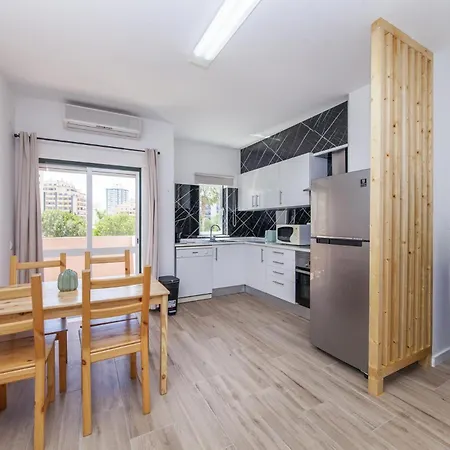 A50 - Castelos In Apartamento *